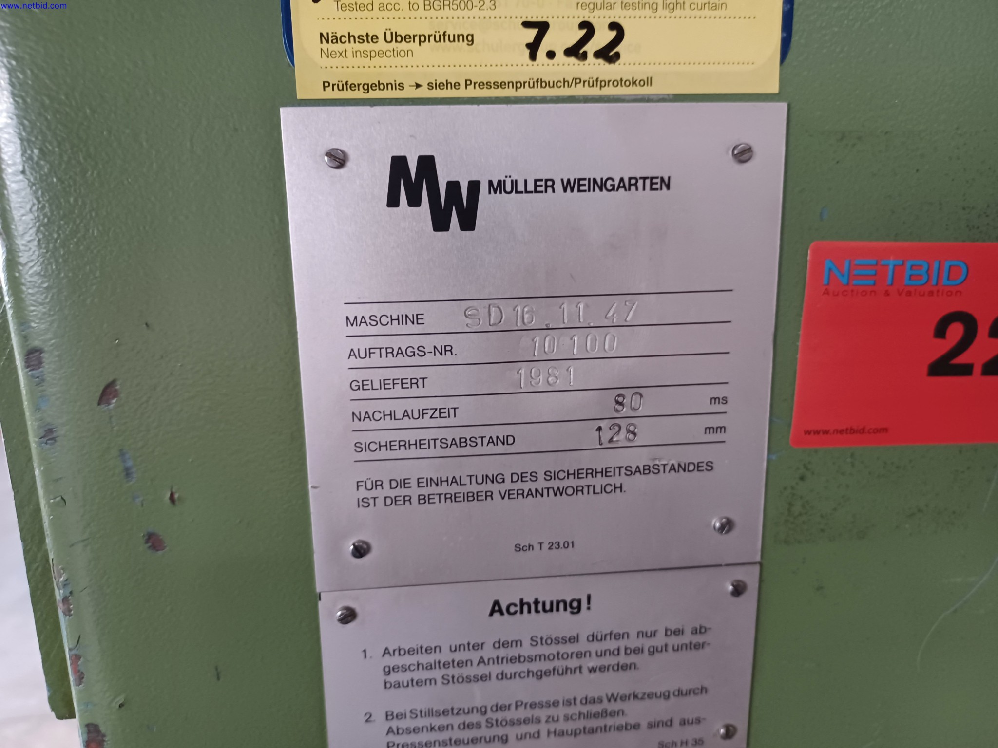 Maschinen eines Leuchtenherstellers u.a. zur Metallbearbeitung mit Zubehör, Durchlauflackier-anlage, Hochregal, Flurförderfahrzeuge, Fahrzeuge, IT- und Büroeinrichtung-2