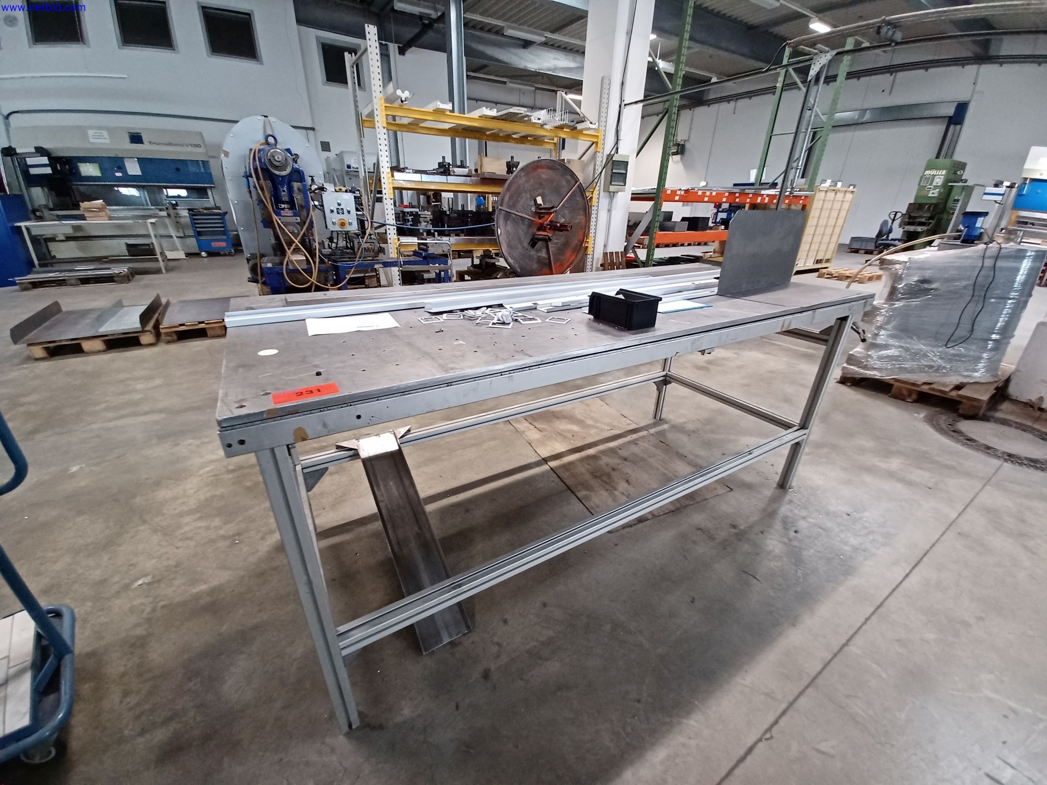 Machines of a lighting manufacturer for metalworking with accessories, continuous painting system, high-bay racking, industrial trucks, vehicles, IT and office equipment-1