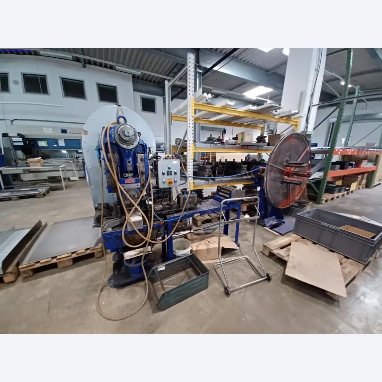 Machines of a lighting manufacturer for metalworking with accessories, continuous painting system, high-bay racking, industrial trucks, vehicles, IT and office equipment-2