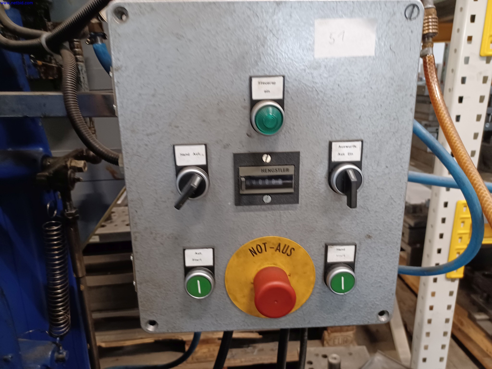 Machines of a lighting manufacturer for metalworking with accessories, continuous painting system, high-bay racking, industrial trucks, vehicles, IT and office equipment-3