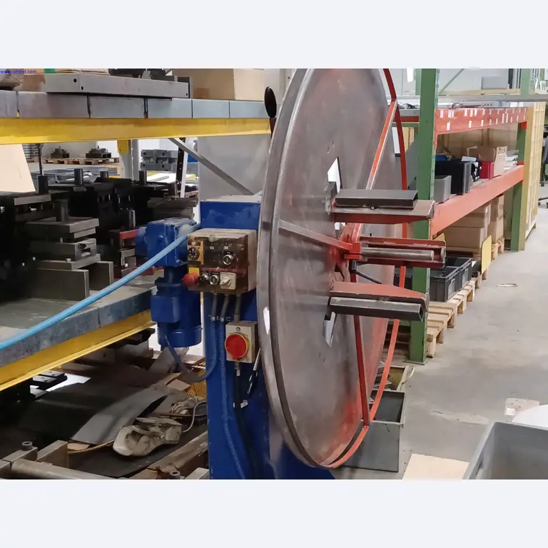 Machines of a lighting manufacturer for metalworking with accessories, continuous painting system, high-bay racking, industrial trucks, vehicles, IT and office equipment-5