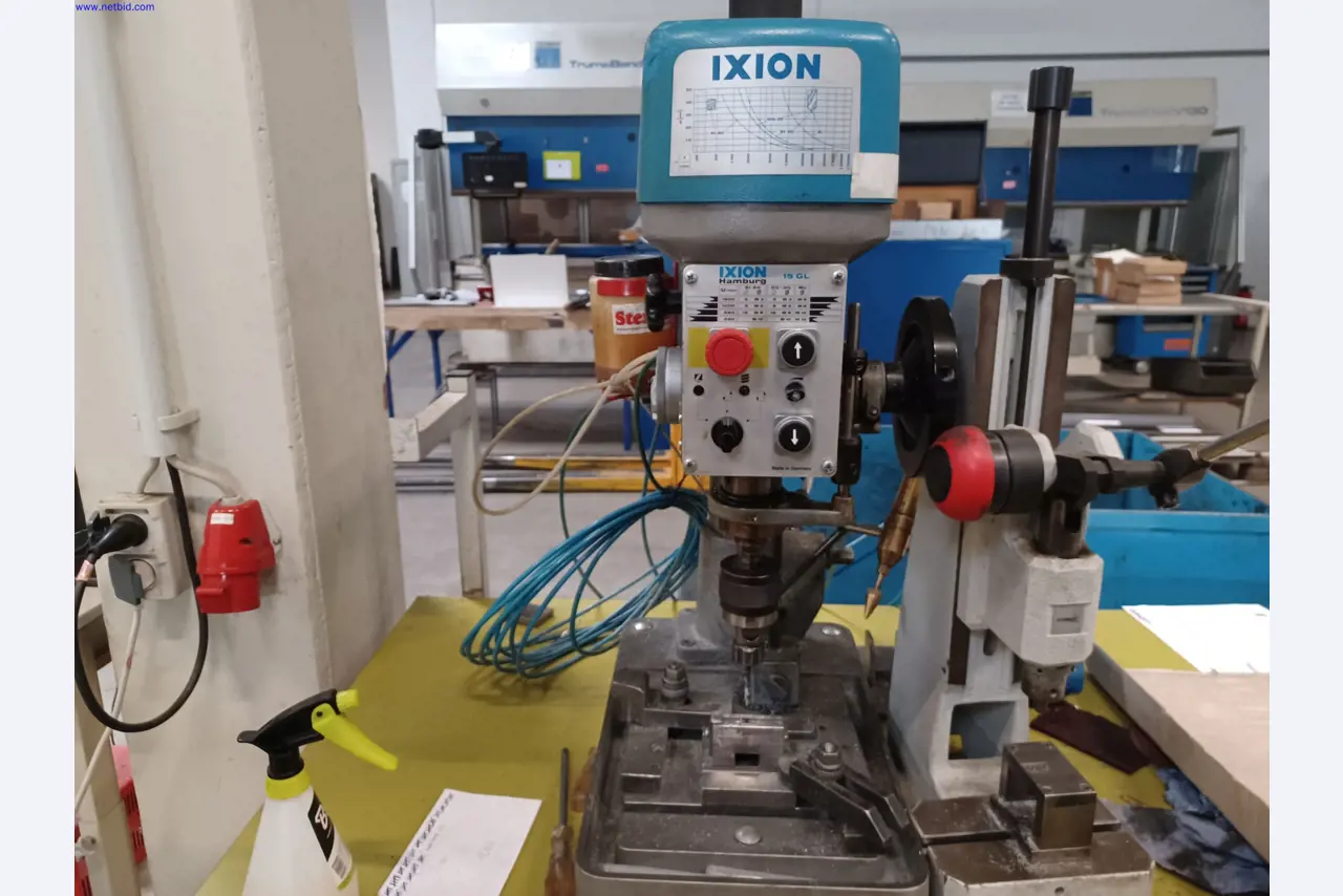 Machines of a lighting manufacturer for metalworking with accessories, continuous painting system, high-bay racking, industrial trucks, vehicles, IT and office equipment-2