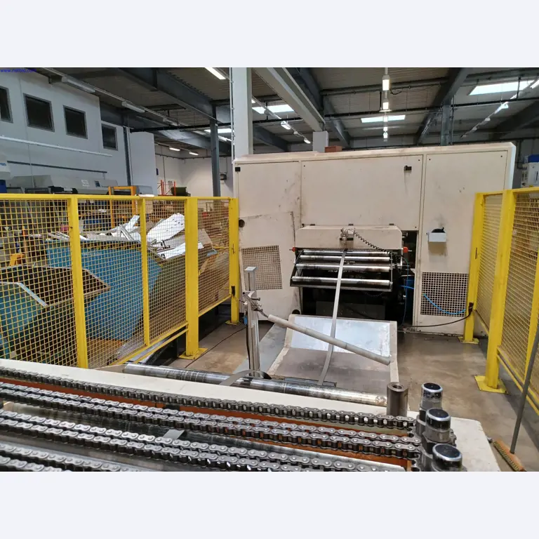 Machines of a lighting manufacturer for metalworking with accessories, continuous painting system, high-bay racking, industrial trucks, vehicles, IT and office equipment-10