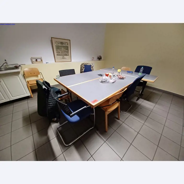 Maszyny producenta oświetlenia, w tym do obróbki metalu z akcesoriami, system ciągłego malowania, regały wysokiego składowania, wózki przemysłowe, pojazdy, sprzęt IT i biurowy-1