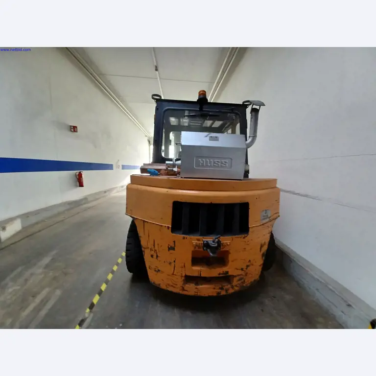 Machines of a lighting manufacturer for metalworking with accessories, continuous painting system, high-bay racking, industrial trucks, vehicles, IT and office equipment-3