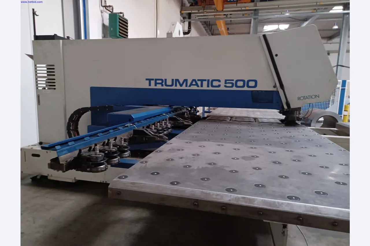 Machines of a lighting manufacturer for metalworking with accessories, continuous painting system, high-bay racking, industrial trucks, vehicles, IT and office equipment-3