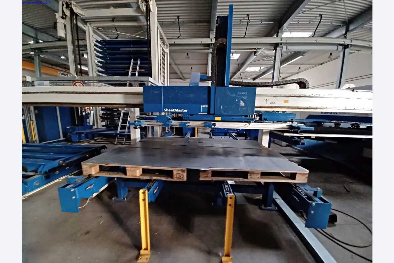 Stroje výrobce osvětlení, včetně strojů pro obrábění kovů s příslušenstvím, kontinuální lakovací systém, vysokoregálové regály, průmyslové vozíky, vozidla, IT a kancelářské vybavení.-3