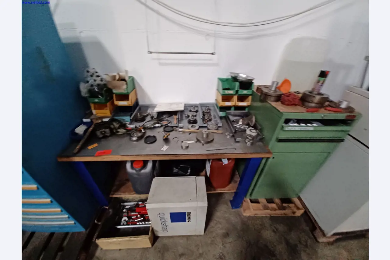 Machines of a lighting manufacturer for metalworking with accessories, continuous painting system, high-bay racking, industrial trucks, vehicles, IT and office equipment-2