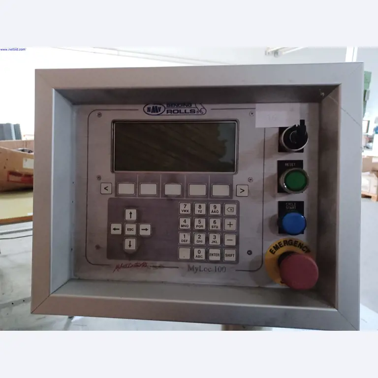 Machines of a lighting manufacturer for metalworking with accessories, continuous painting system, high-bay racking, industrial trucks, vehicles, IT and office equipment-3