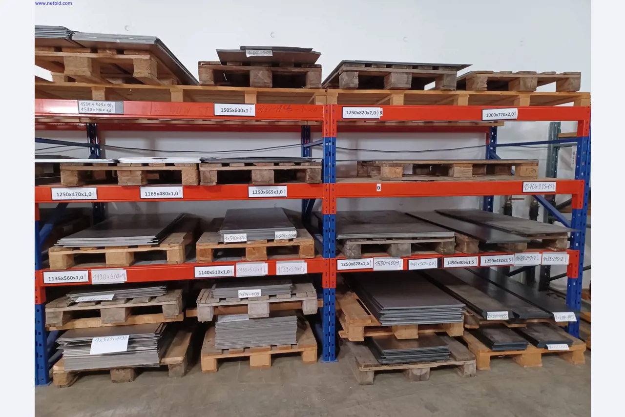 Machines of a lighting manufacturer for metalworking with accessories, continuous painting system, high-bay racking, industrial trucks, vehicles, IT and office equipment-2