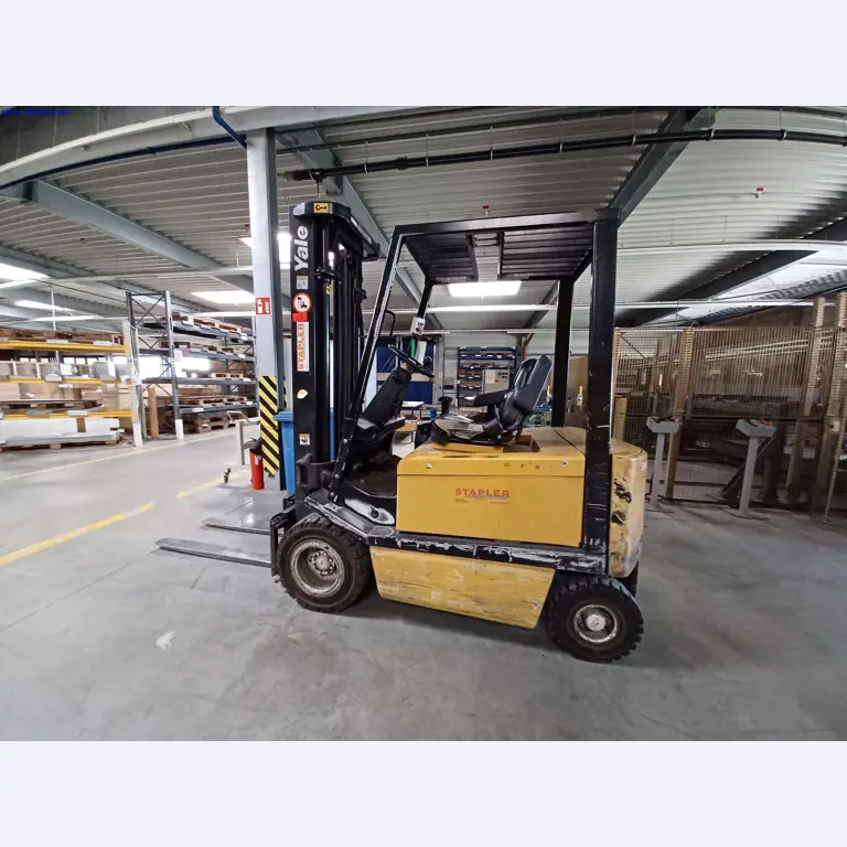 Machines of a lighting manufacturer for metalworking with accessories, continuous painting system, high-bay racking, industrial trucks, vehicles, IT and office equipment-1