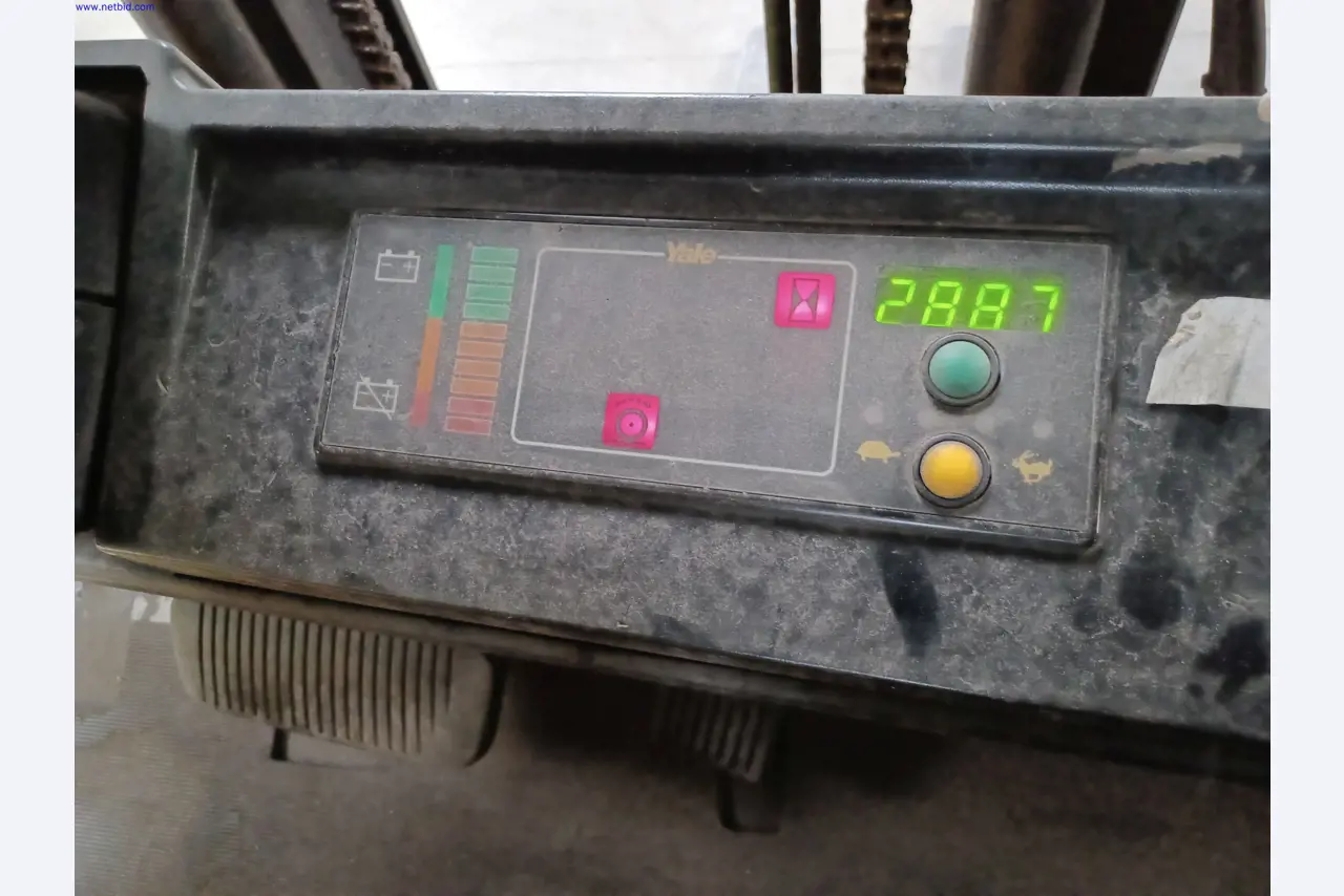 Machines of a lighting manufacturer for metalworking with accessories, continuous painting system, high-bay racking, industrial trucks, vehicles, IT and office equipment-6