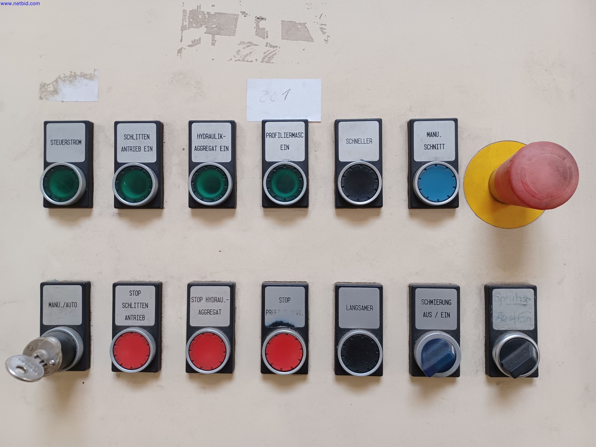 Machines of a lighting manufacturer for metalworking with accessories, continuous painting system, high-bay racking, industrial trucks, vehicles, IT and office equipment-3