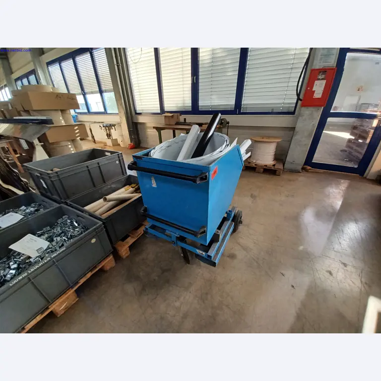 Machines of a lighting manufacturer for metalworking with accessories, continuous painting system, high-bay racking, industrial trucks, vehicles, IT and office equipment-2