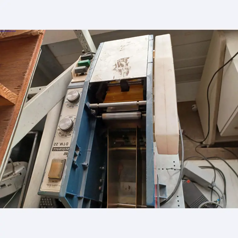 Machines of a lighting manufacturer for metalworking with accessories, continuous painting system, high-bay racking, industrial trucks, vehicles, IT and office equipment-2