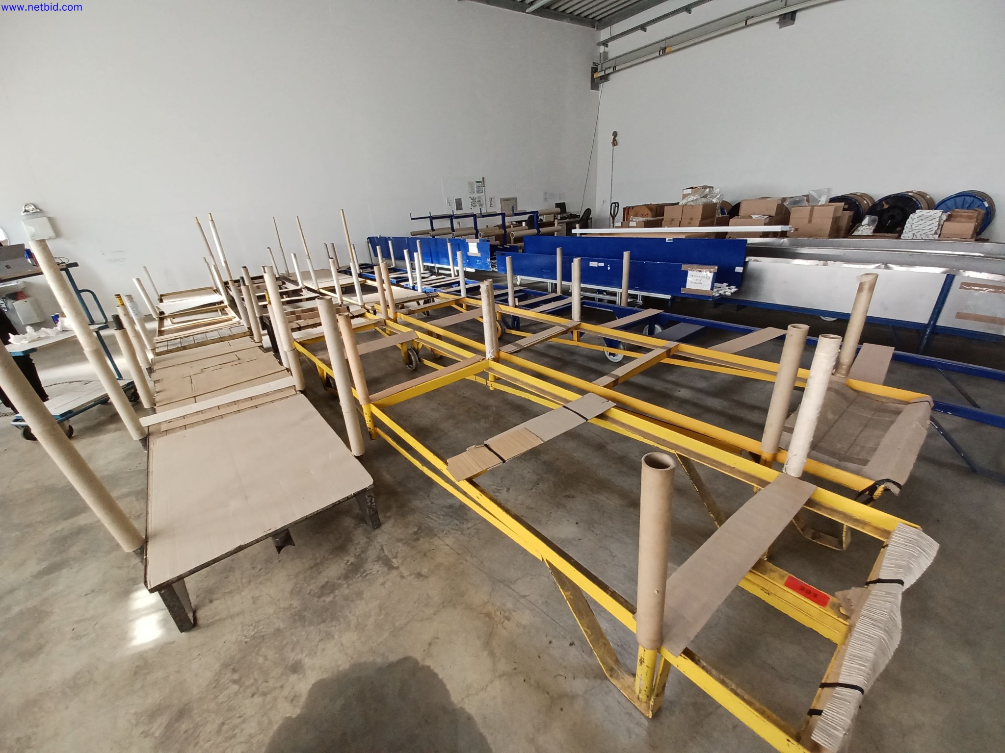 Machines of a lighting manufacturer for metalworking with accessories, continuous painting system, high-bay racking, industrial trucks, vehicles, IT and office equipment-1