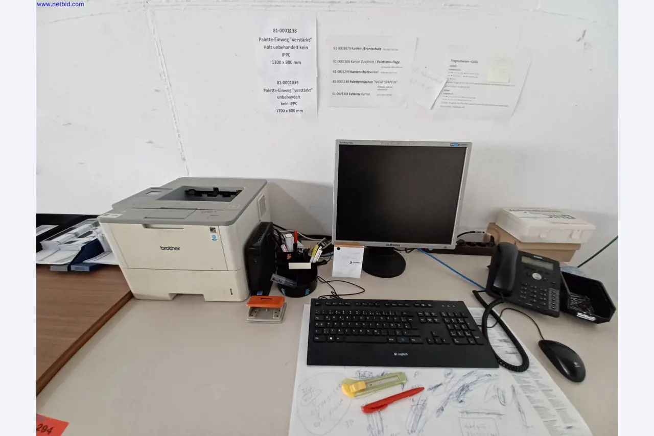 Maszyny producenta oświetlenia, w tym do obróbki metalu z akcesoriami, system ciągłego malowania, regały wysokiego składowania, wózki przemysłowe, pojazdy, sprzęt IT i biurowy-2