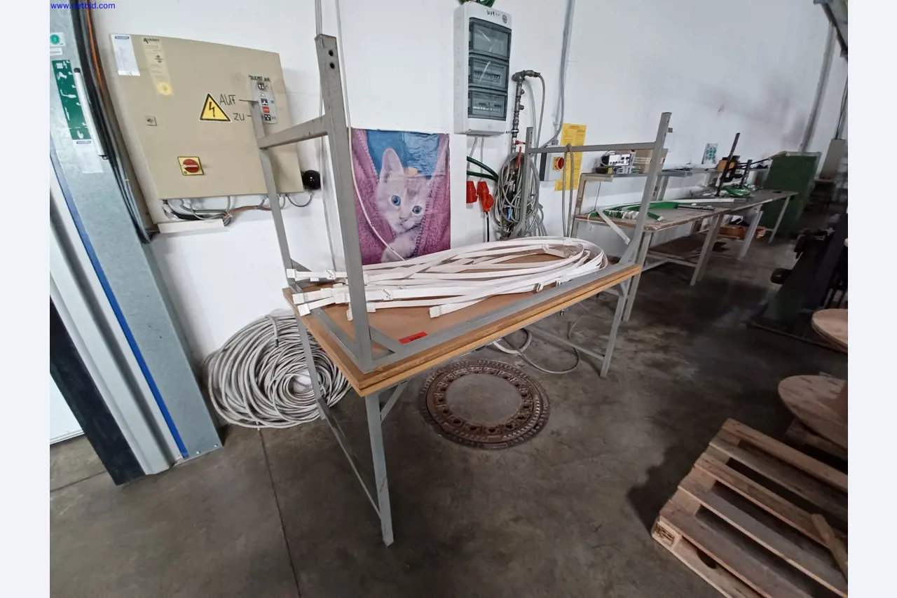 Machines of a lighting manufacturer for metalworking with accessories, continuous painting system, high-bay racking, industrial trucks, vehicles, IT and office equipment-1