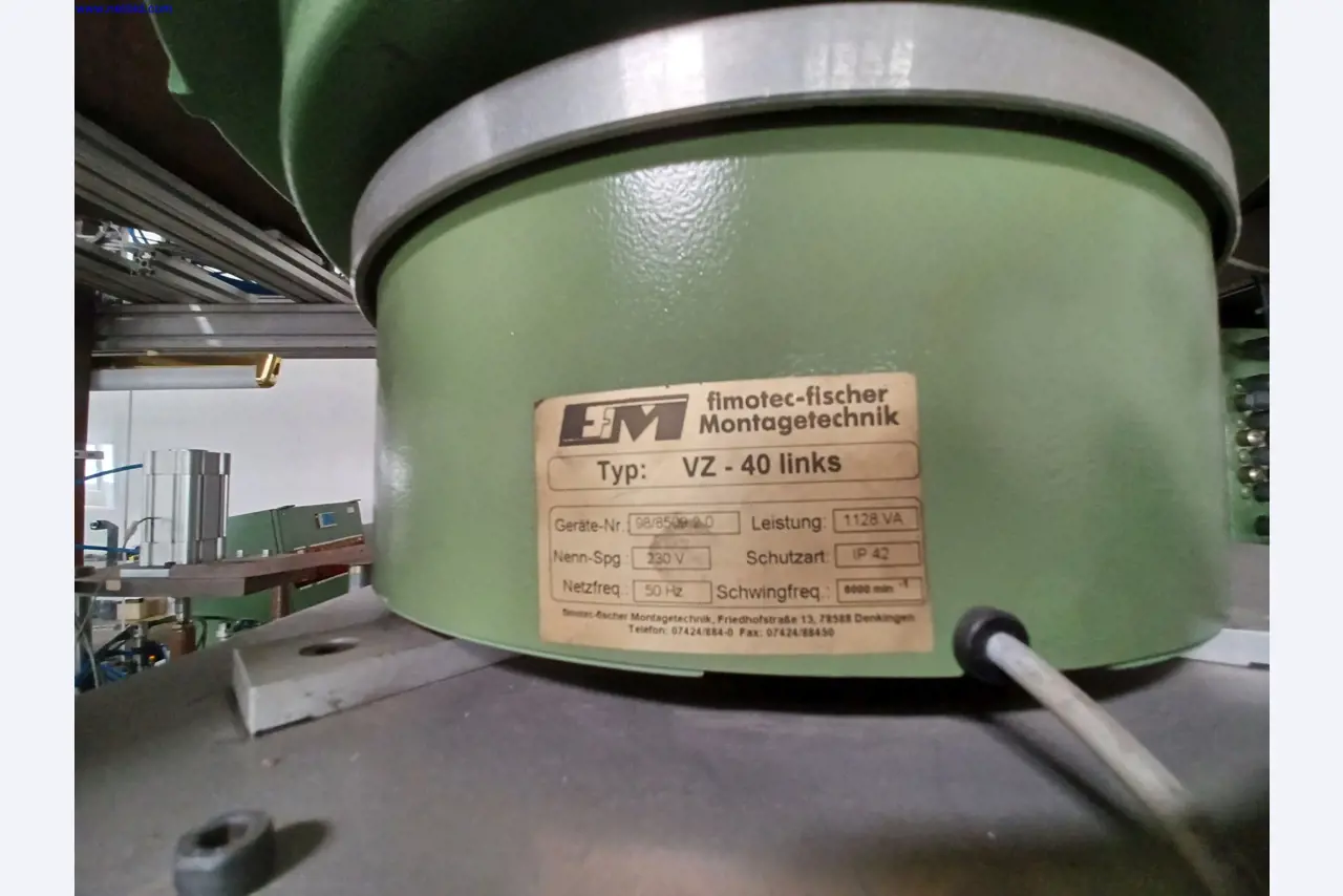 Maszyny producenta oświetlenia, w tym do obróbki metalu z akcesoriami, system ciągłego malowania, regały wysokiego składowania, wózki przemysłowe, pojazdy, sprzęt IT i biurowy-8