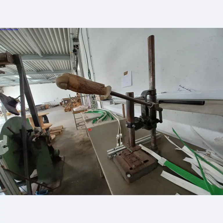 Machines of a lighting manufacturer for metalworking with accessories, continuous painting system, high-bay racking, industrial trucks, vehicles, IT and office equipment-3