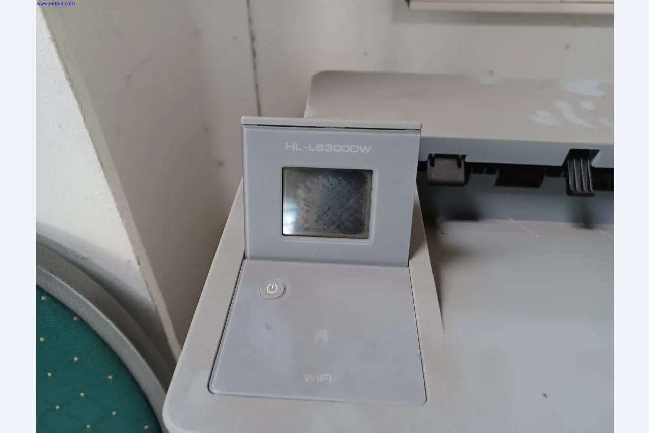 Machines of a lighting manufacturer for metalworking with accessories, continuous painting system, high-bay racking, industrial trucks, vehicles, IT and office equipment-2