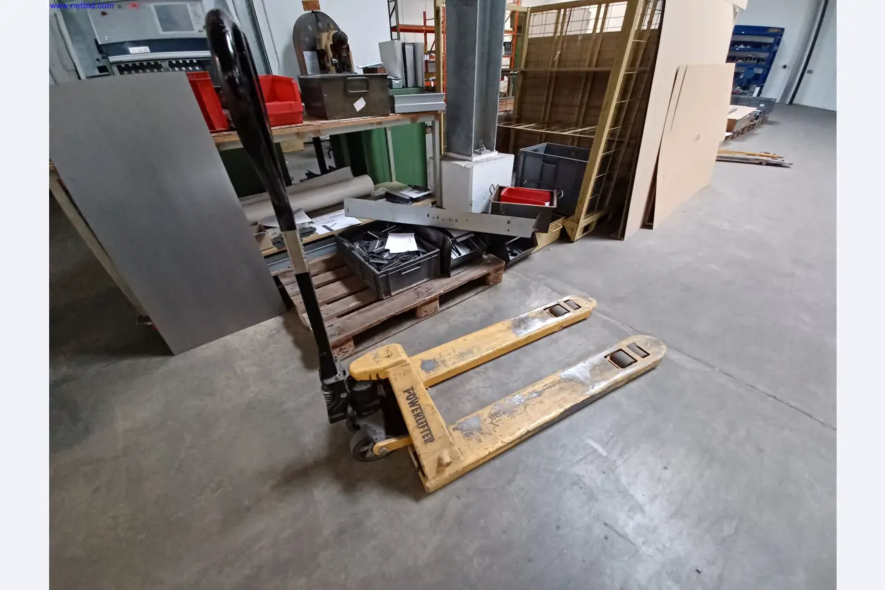 Machines of a lighting manufacturer for metalworking with accessories, continuous painting system, high-bay racking, industrial trucks, vehicles, IT and office equipment-1