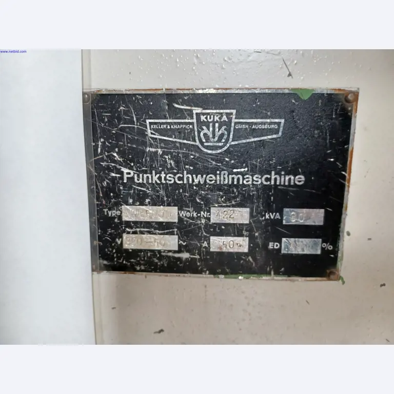 Máquinas de un fabricante de iluminación, incluso para la metalurgia con accesorios, sistema de pintura continua, estanterías altas, carretillas industriales, vehículos, equipos informáticos y de oficina.-4