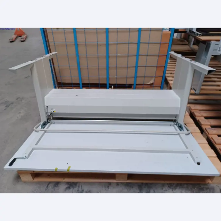 Maschinen eines Leuchtenherstellers u.a. zur Metallbearbeitung mit Zubehör, Durchlauflackier-anlage, Hochregal, Flurförderfahrzeuge, Fahrzeuge, IT- und Büroeinrichtung-3