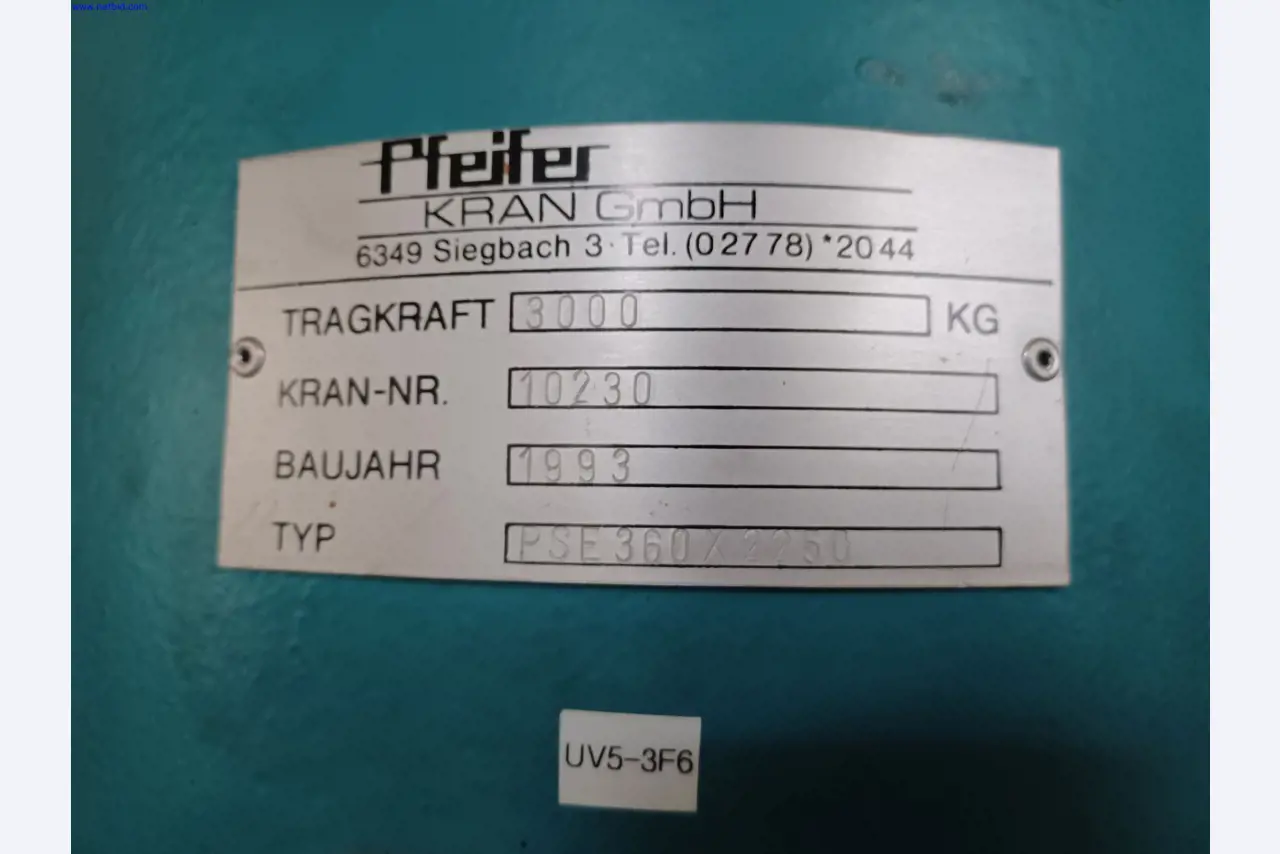 Stroje výrobce osvětlení, včetně strojů pro obrábění kovů s příslušenstvím, kontinuální lakovací systém, vysokoregálové regály, průmyslové vozíky, vozidla, IT a kancelářské vybavení.-4