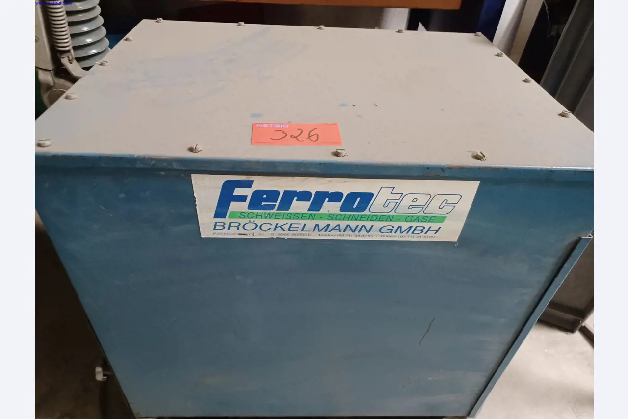 Machines of a lighting manufacturer for metalworking with accessories, continuous painting system, high-bay racking, industrial trucks, vehicles, IT and office equipment-2