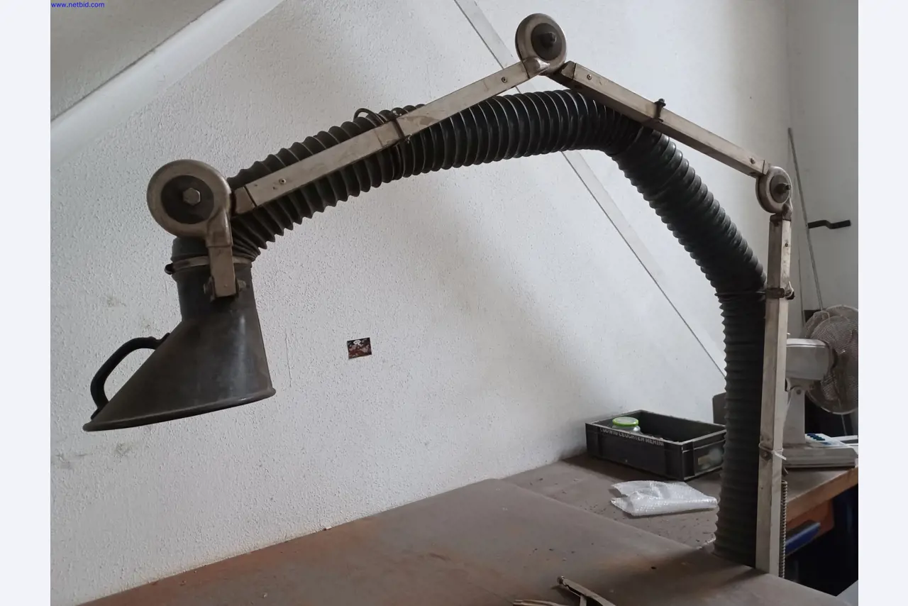 Machines of a lighting manufacturer for metalworking with accessories, continuous painting system, high-bay racking, industrial trucks, vehicles, IT and office equipment-4