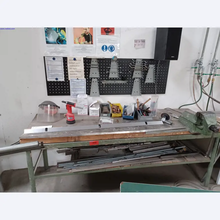 Machines of a lighting manufacturer for metalworking with accessories, continuous painting system, high-bay racking, industrial trucks, vehicles, IT and office equipment-1