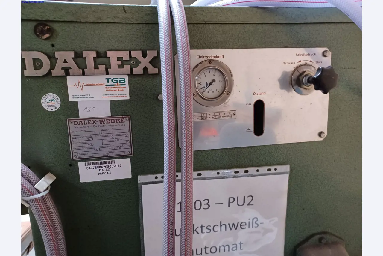 Maszyny producenta oświetlenia, w tym do obróbki metalu z akcesoriami, system ciągłego malowania, regały wysokiego składowania, wózki przemysłowe, pojazdy, sprzęt IT i biurowy-6