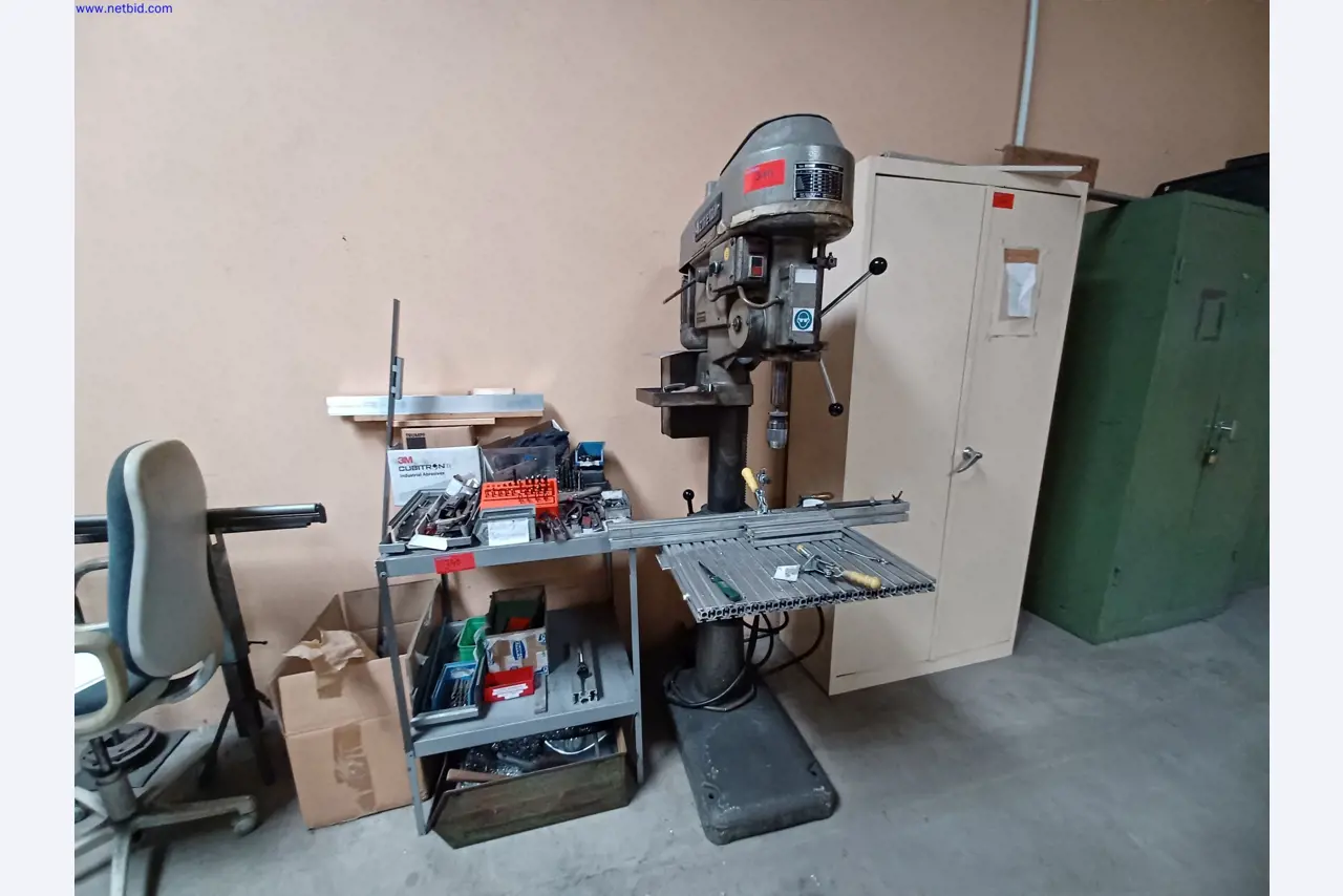 Machines of a lighting manufacturer for metalworking with accessories, continuous painting system, high-bay racking, industrial trucks, vehicles, IT and office equipment-1