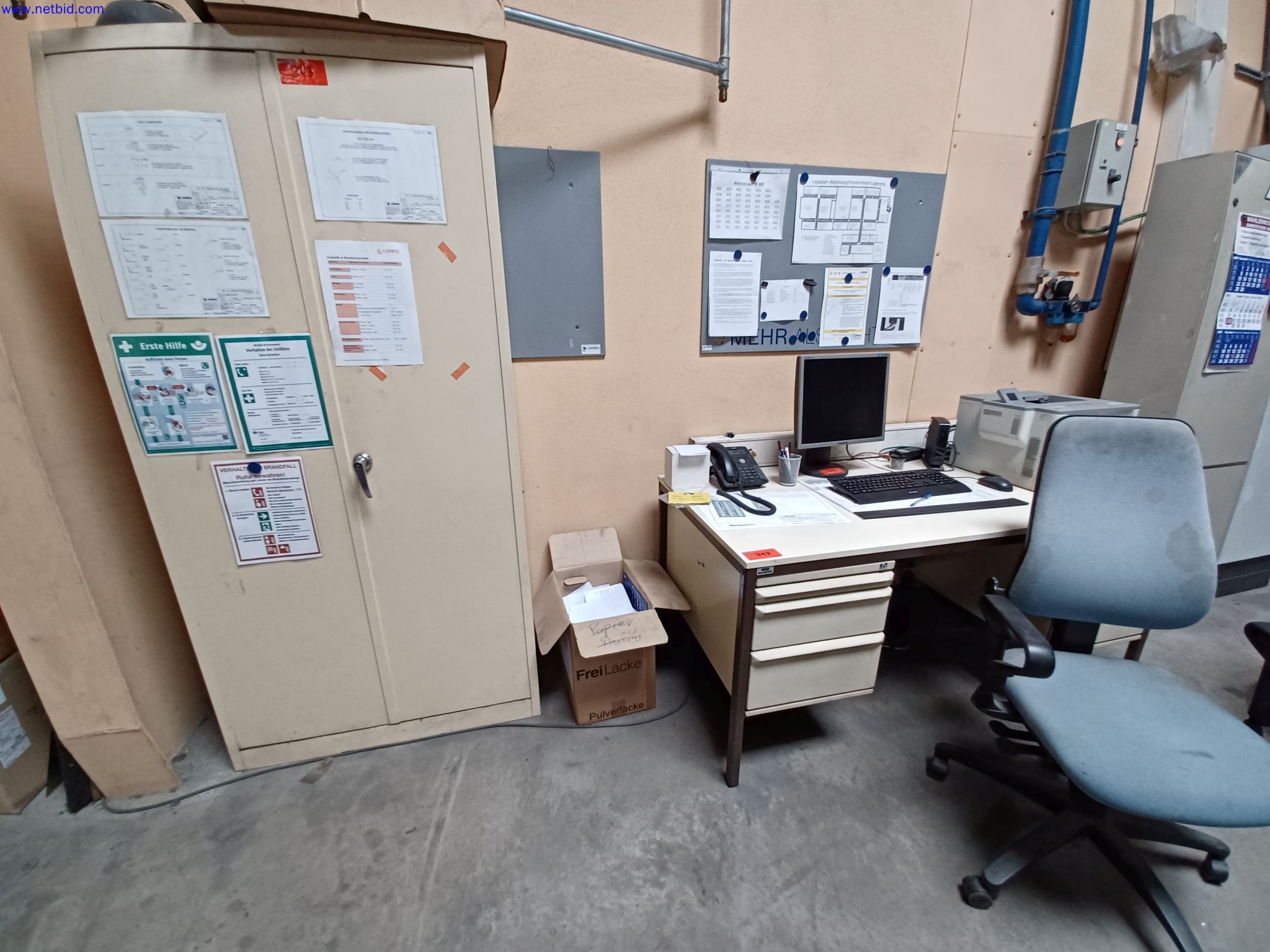 Machines of a lighting manufacturer for metalworking with accessories, continuous painting system, high-bay racking, industrial trucks, vehicles, IT and office equipment-1