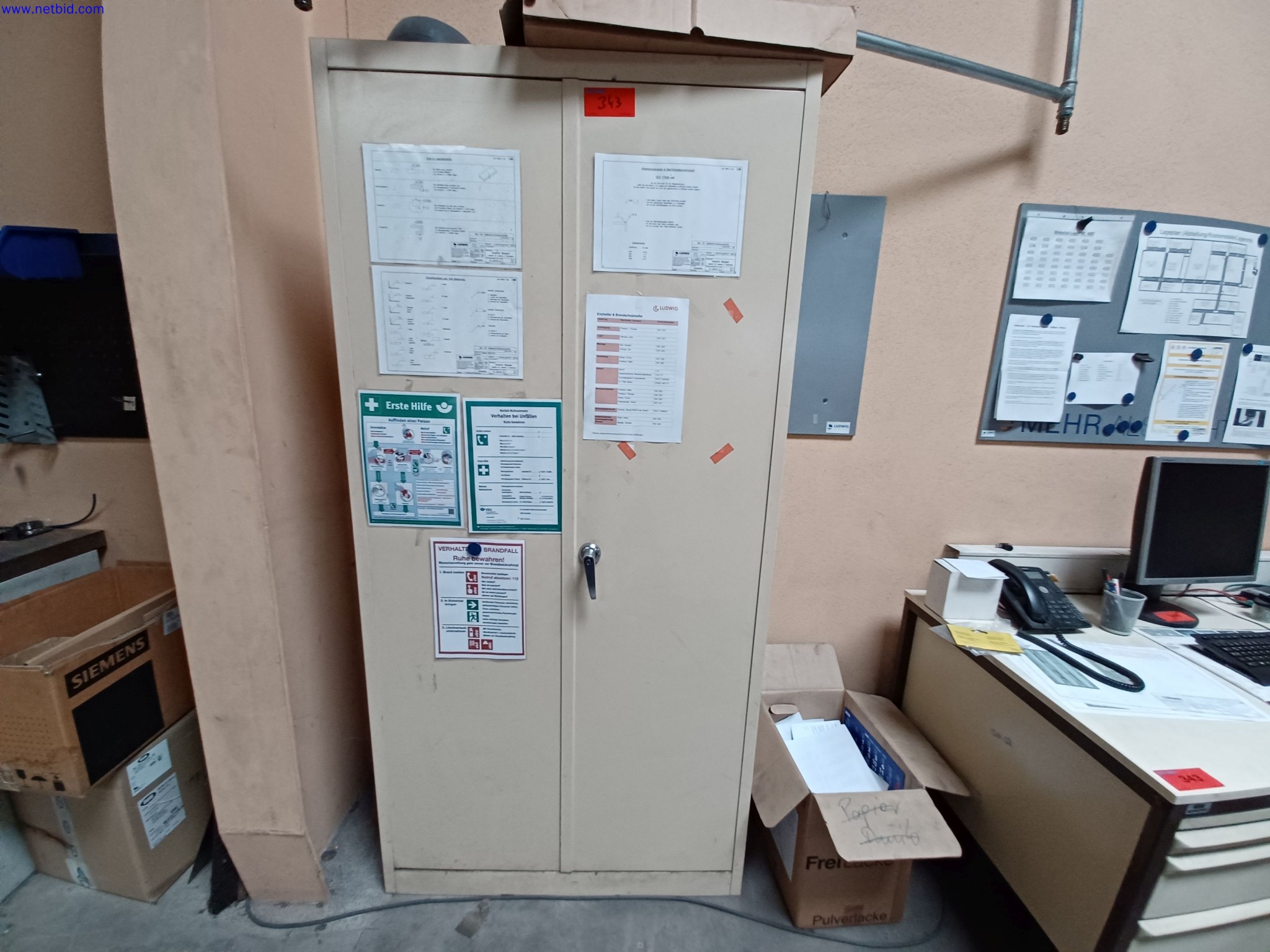 Machines of a lighting manufacturer for metalworking with accessories, continuous painting system, high-bay racking, industrial trucks, vehicles, IT and office equipment-2