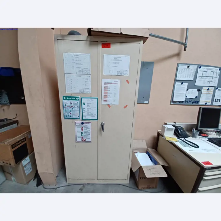 Maschinen eines Leuchtenherstellers u.a. zur Metallbearbeitung mit Zubehör, Durchlauflackier-anlage, Hochregal, Flurförderfahrzeuge, Fahrzeuge, IT- und Büroeinrichtung-2