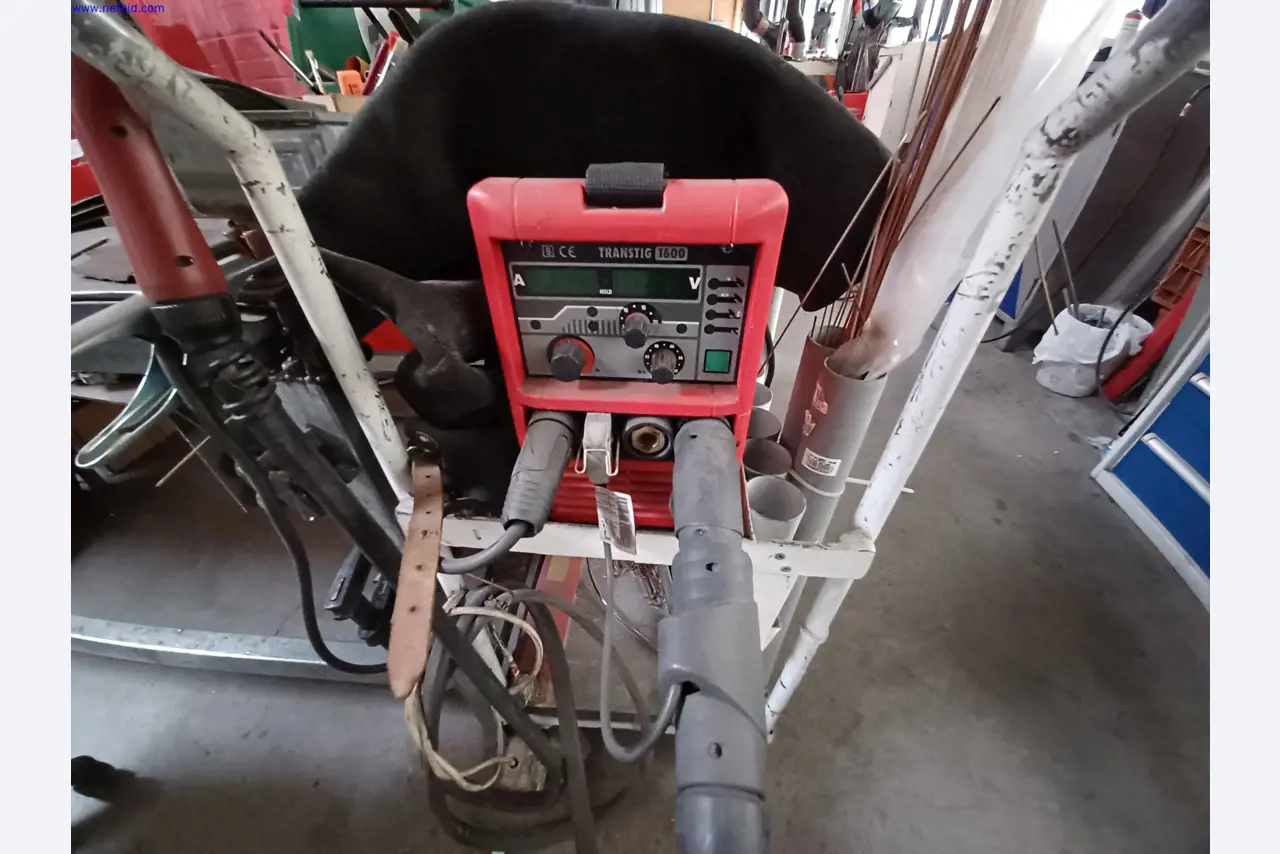 Machines of a lighting manufacturer for metalworking with accessories, continuous painting system, high-bay racking, industrial trucks, vehicles, IT and office equipment-1