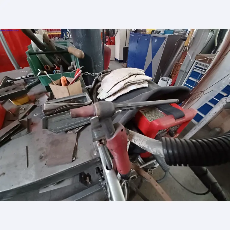 Machines of a lighting manufacturer for metalworking with accessories, continuous painting system, high-bay racking, industrial trucks, vehicles, IT and office equipment-3