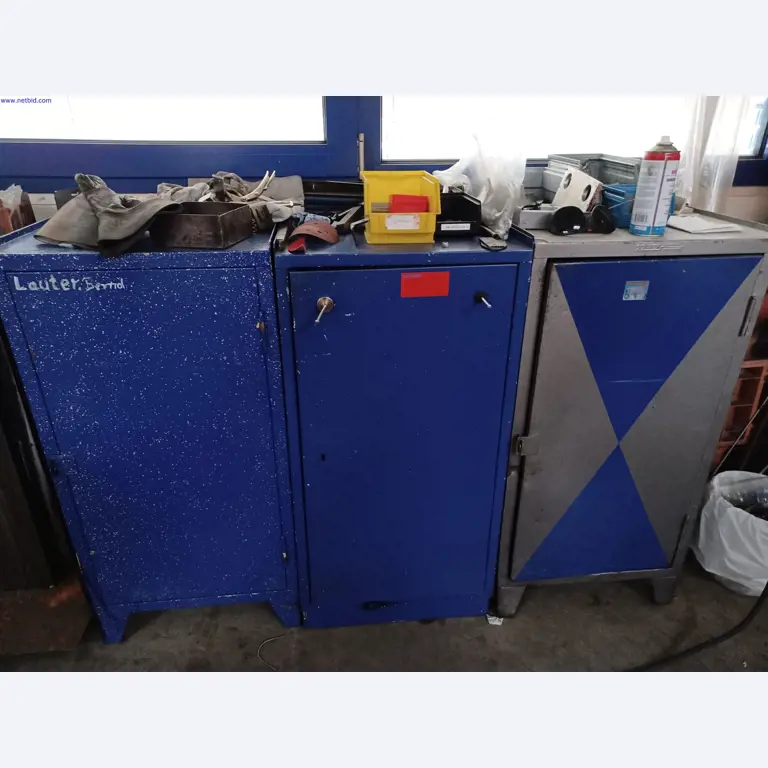 Machines of a lighting manufacturer for metalworking with accessories, continuous painting system, high-bay racking, industrial trucks, vehicles, IT and office equipment-6