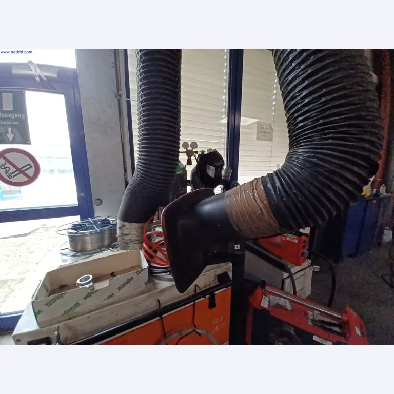 Machines of a lighting manufacturer for metalworking with accessories, continuous painting system, high-bay racking, industrial trucks, vehicles, IT and office equipment-2