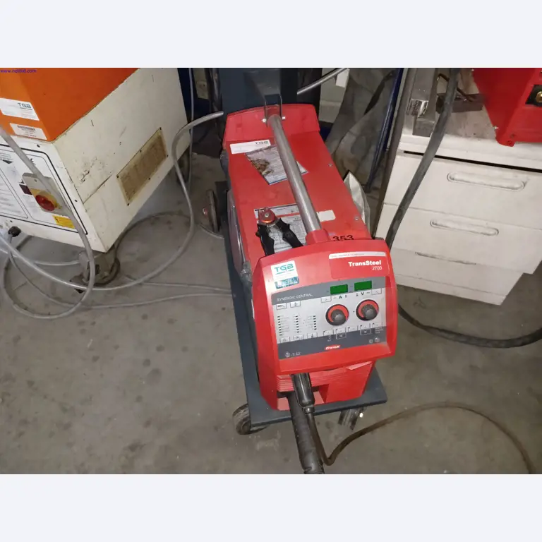 Machines of a lighting manufacturer for metalworking with accessories, continuous painting system, high-bay racking, industrial trucks, vehicles, IT and office equipment-1