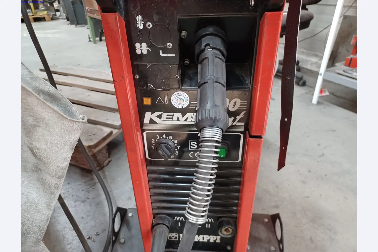 Machines of a lighting manufacturer for metalworking with accessories, continuous painting system, high-bay racking, industrial trucks, vehicles, IT and office equipment-2