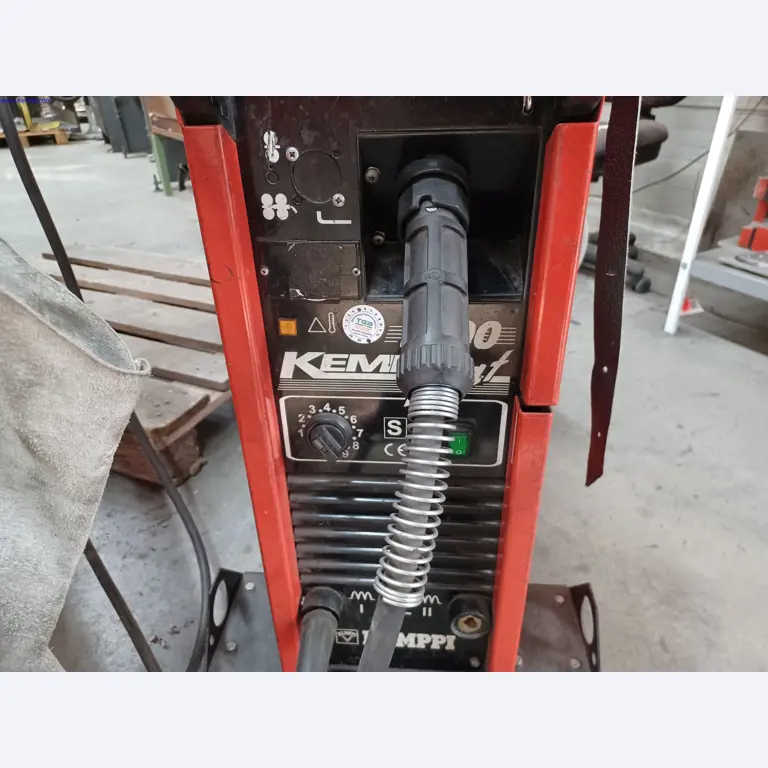 Machines of a lighting manufacturer for metalworking with accessories, continuous painting system, high-bay racking, industrial trucks, vehicles, IT and office equipment-2