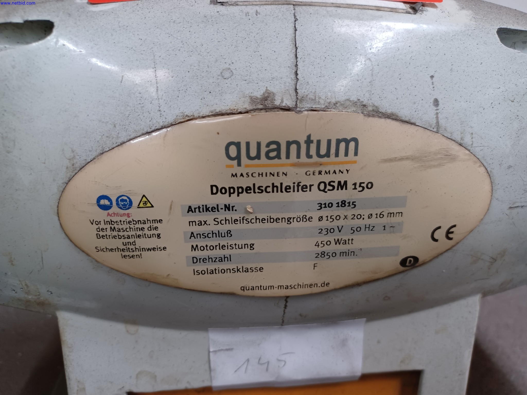 Máquinas de um fabricante de iluminação, incluindo para metalurgia com acessórios, sistema de pintura contínua, estantes de prateleiras altas, camiões industriais, veículos, equipamento informático e de escritório-6