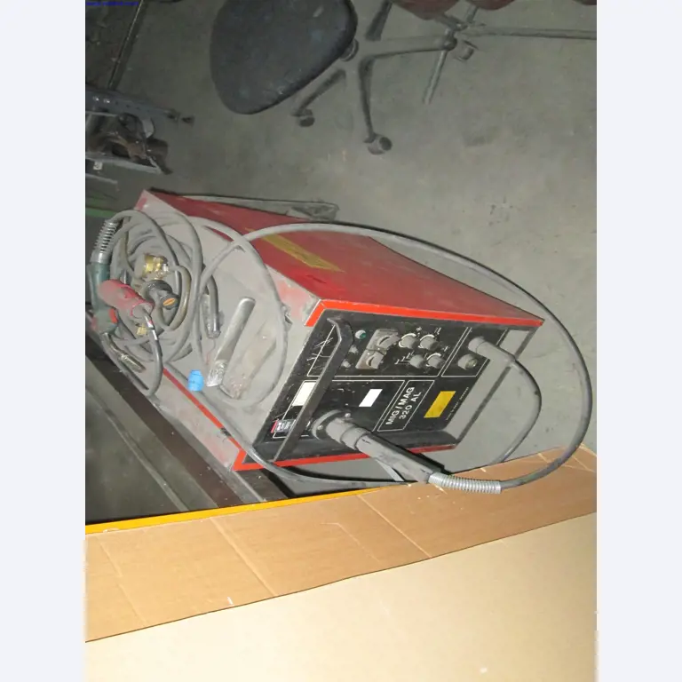 Maschinen eines Leuchtenherstellers u.a. zur Metallbearbeitung mit Zubehör, Durchlauflackier-anlage, Hochregal, Flurförderfahrzeuge, Fahrzeuge, IT- und Büroeinrichtung-1