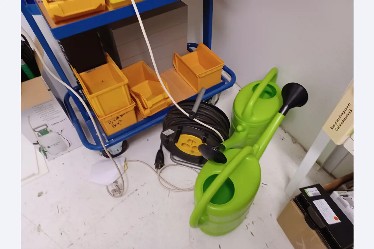 Machines of a lighting manufacturer for metalworking with accessories, continuous painting system, high-bay racking, industrial trucks, vehicles, IT and office equipment-11