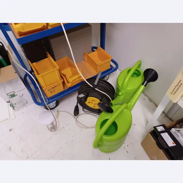 Machines of a lighting manufacturer for metalworking with accessories, continuous painting system, high-bay racking, industrial trucks, vehicles, IT and office equipment-11