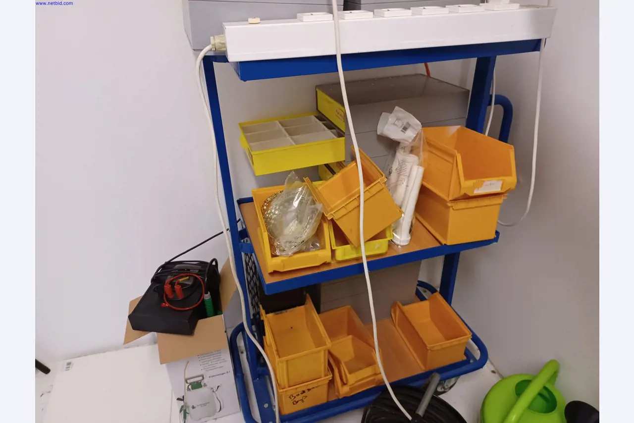 Machines of a lighting manufacturer for metalworking with accessories, continuous painting system, high-bay racking, industrial trucks, vehicles, IT and office equipment-12