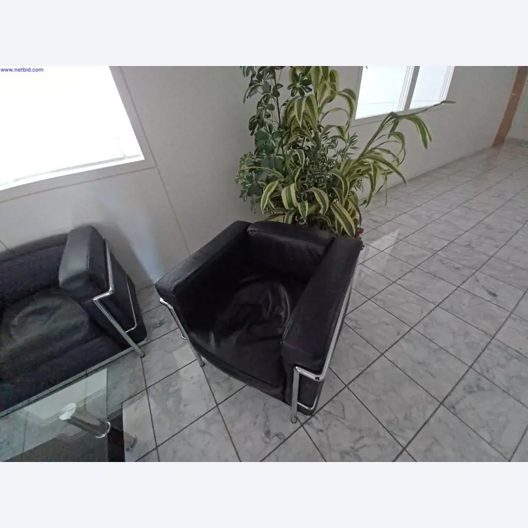 Machines of a lighting manufacturer for metalworking with accessories, continuous painting system, high-bay racking, industrial trucks, vehicles, IT and office equipment-2